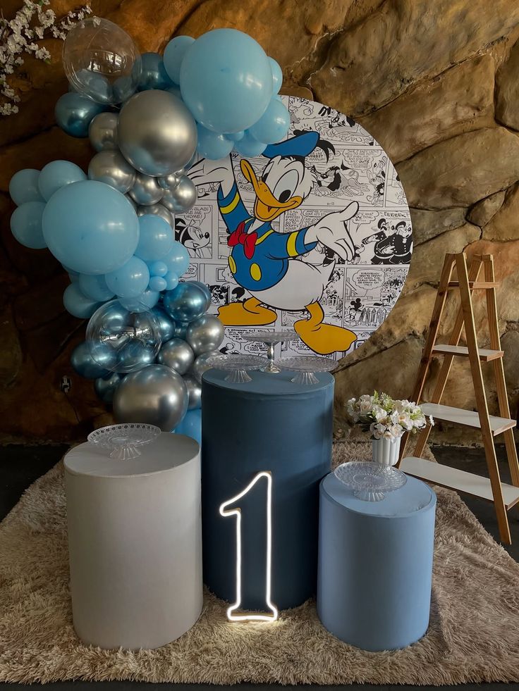 Donald Duck birthday party ideas4