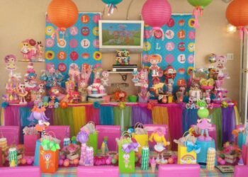 Lalaloopsy Party Decorations (Credit: Catch My Party)