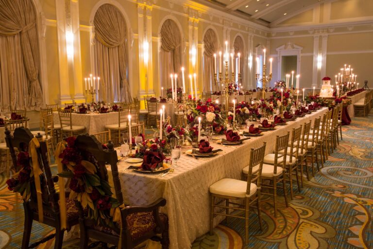 Wedding Decorations Ideas (Credit : Insideweddings)