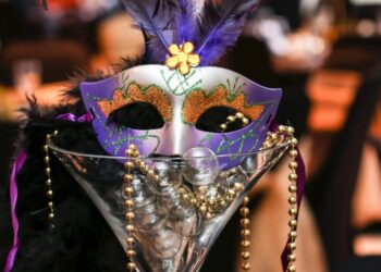 ABC Party Ideas For Adults (Credit: pradaandpearls)