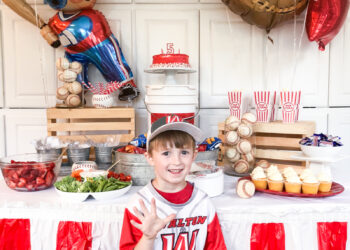 Baseball Party Ideas (Credit: bowerpowerblog)