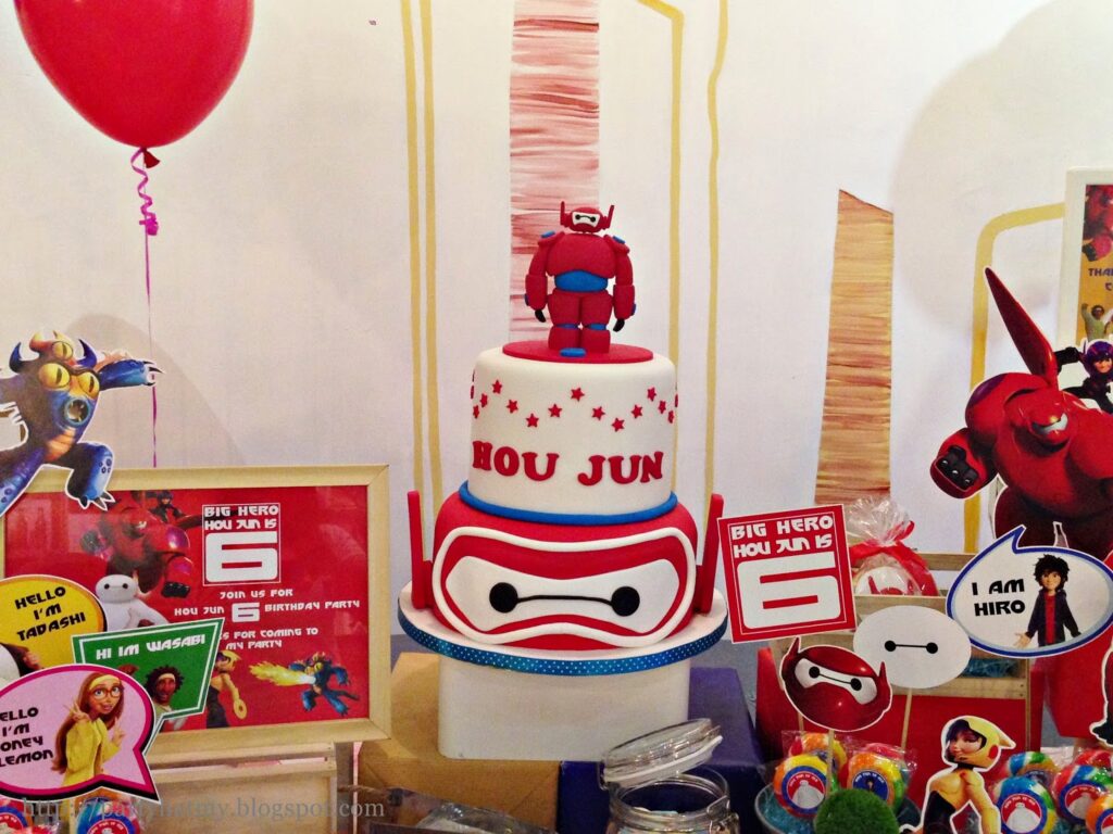 Baymax Party Cakes (Credit: Party Hat)