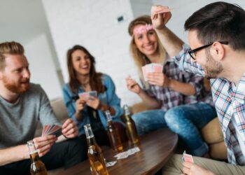 Cocktail Party Games Ideas (Credit: thedailymeal)