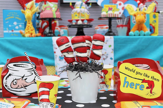 Dr Seuss Party Favors (Credit: lauraslittleparty)