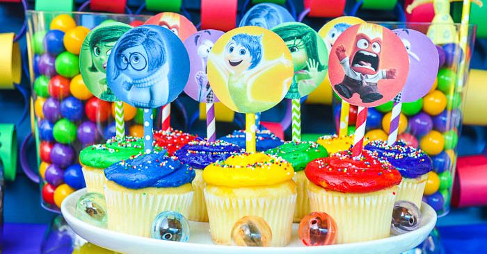 Inside Out Party Treats (Credit: thelovenerds)