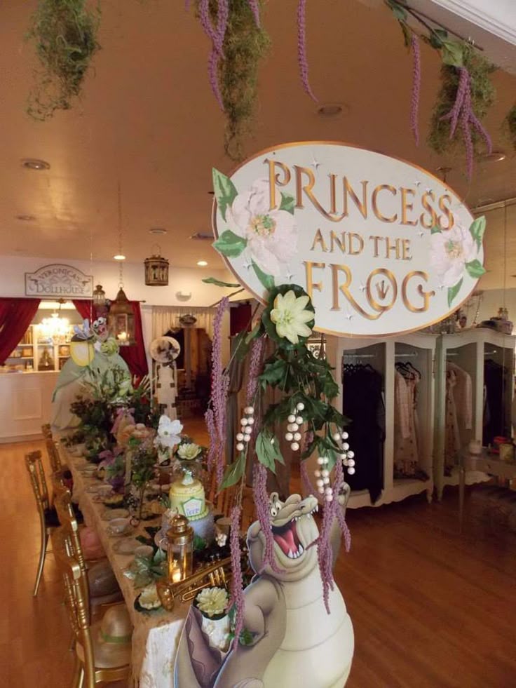 Princess And The Frog birthday party ideas13