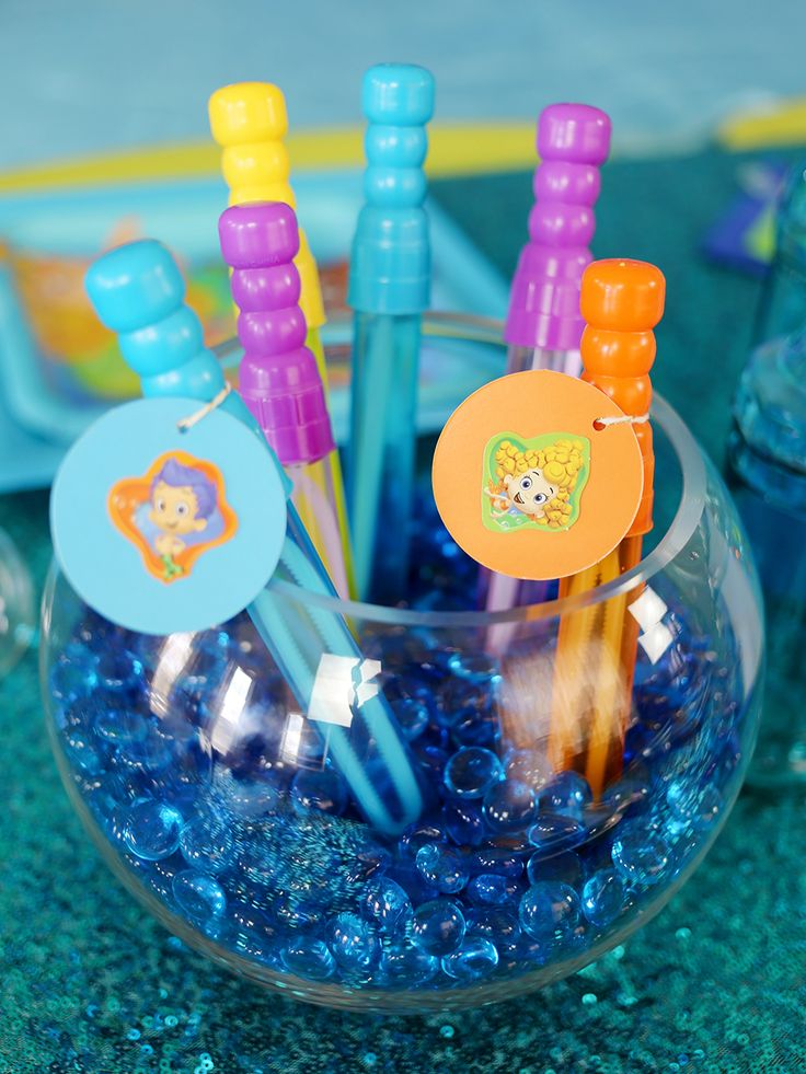 Bubble Guppies invitation with colorful underwater coral reef, bubbles, Molly, Gil, and tropical fish