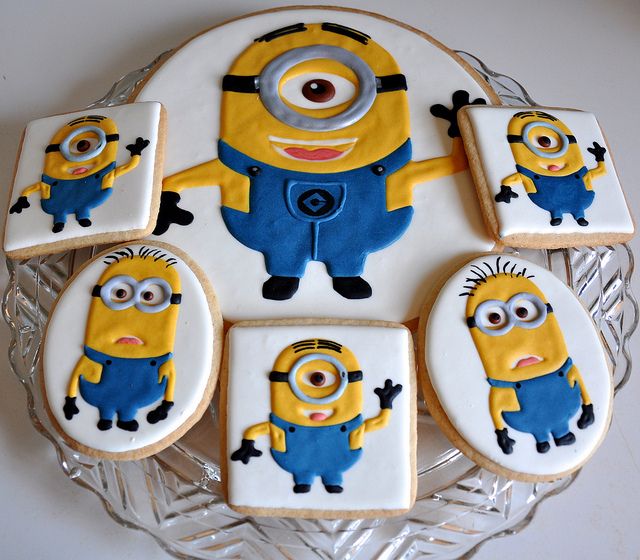 Minion Cookies
