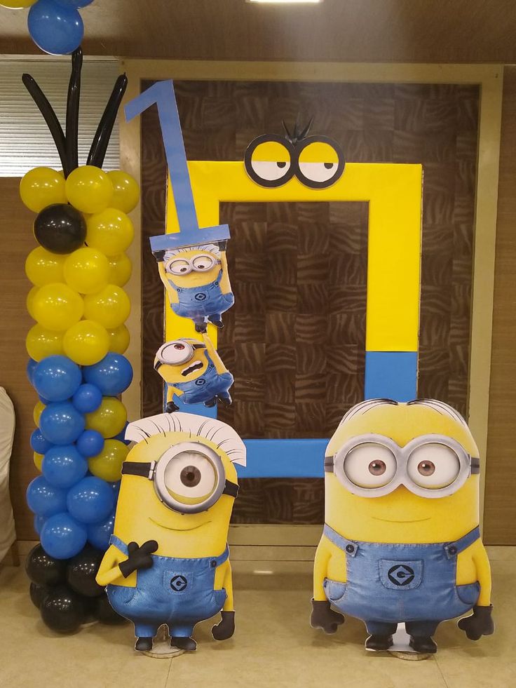 Minion Photo Booth