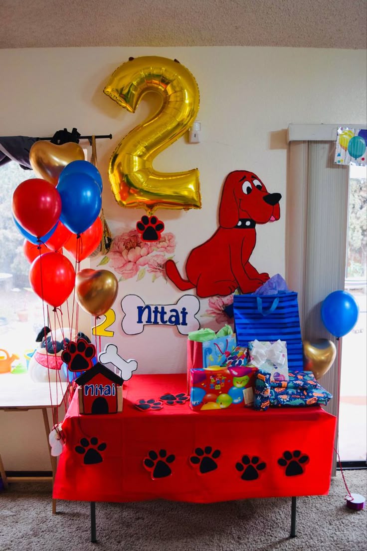 Clifford the Big Red Dog birthday party8