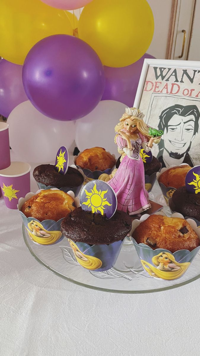 Flynn Rider tangled birthday party ideas5