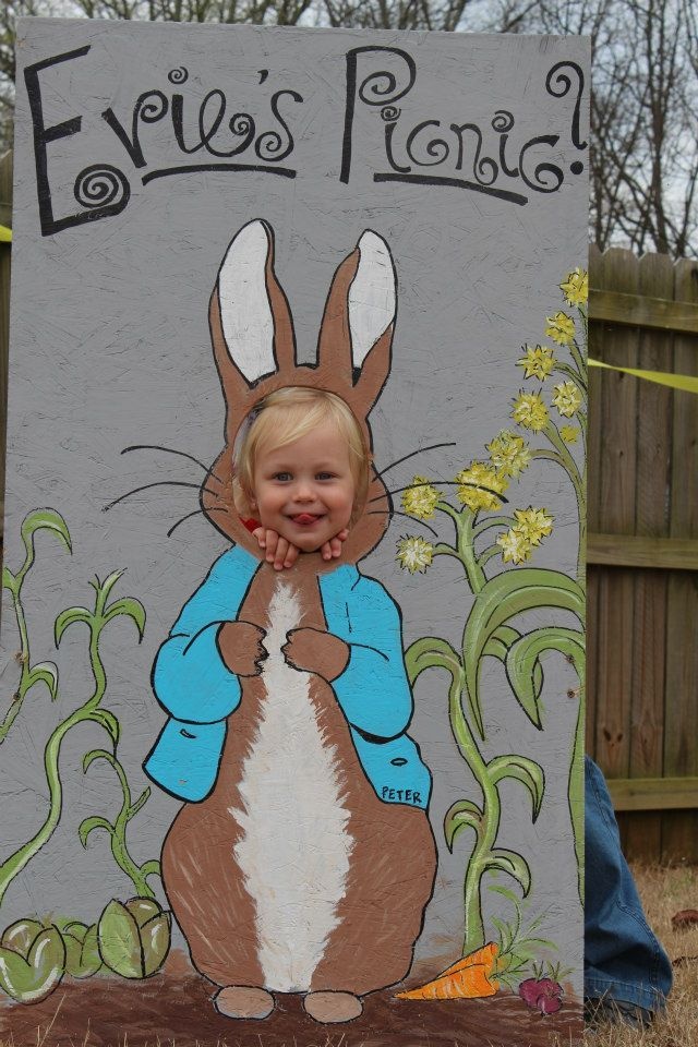 Bugs Bunny Canva invitation design surrounded by carrots, bunny ears, confetti, daisies, and colorful birthday balloons