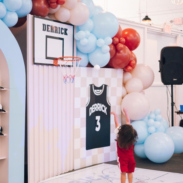 Kuroko no Basket birthday party ideas1