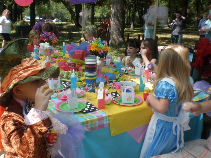 dee dee birthday party ideas