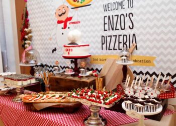 Pizza themed birthday party full of cute ideas via Karas Party Ideas KarasPartyIdeas.com The place for all things party pizzaparty partyideas 117