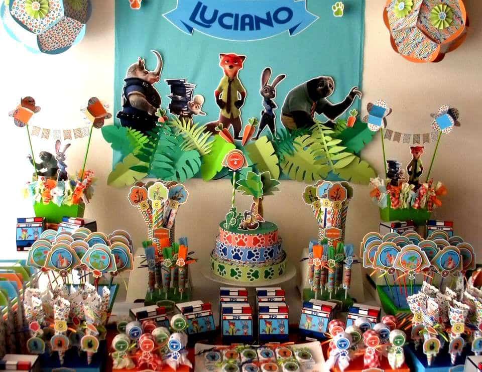 Zootopia Birthday Dessert Table 1