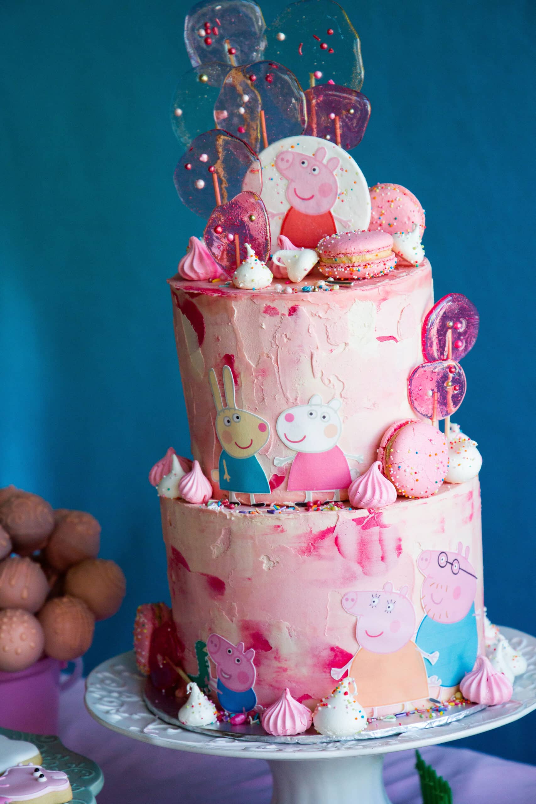 Peppa Pig Birthday Party Cakes