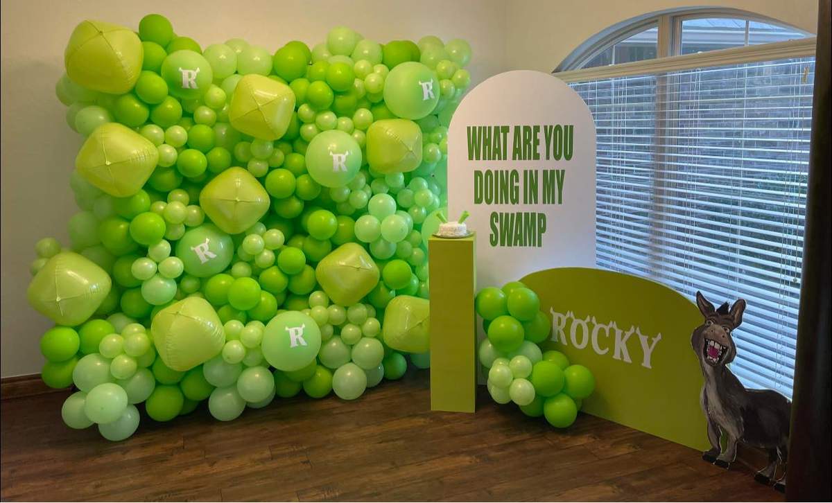 Shrek decor