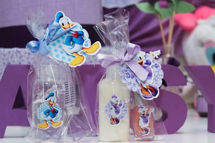 Daisy Duck Birthday Party Favor