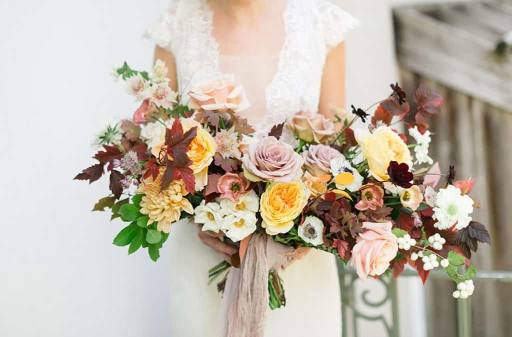 Gorgeous Floral Garland made of Rose, Peony and Baby's Breath