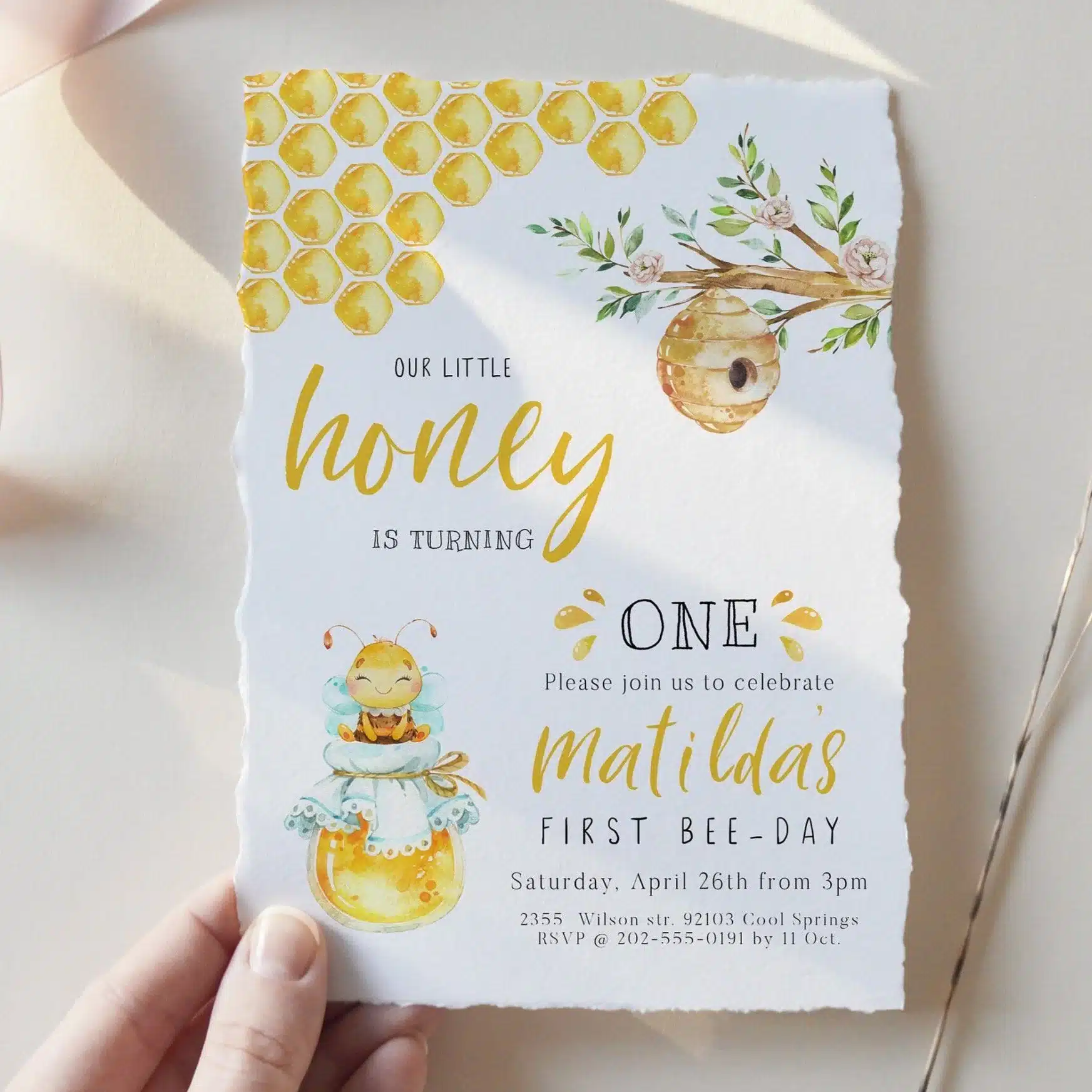 10 Super Adorable Bee Birthday Invitations