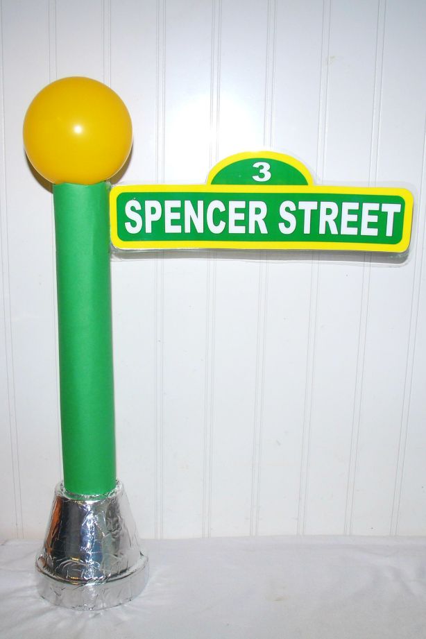 DIY Sesame Street Sign Birthday Party