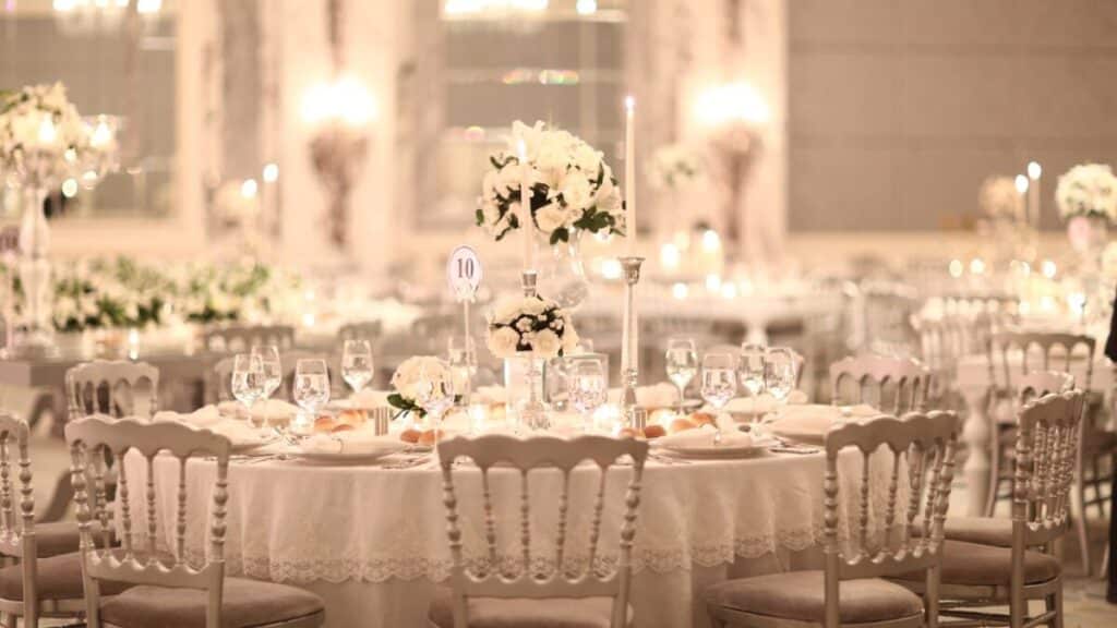 Classic Romance Wedding Party Planner