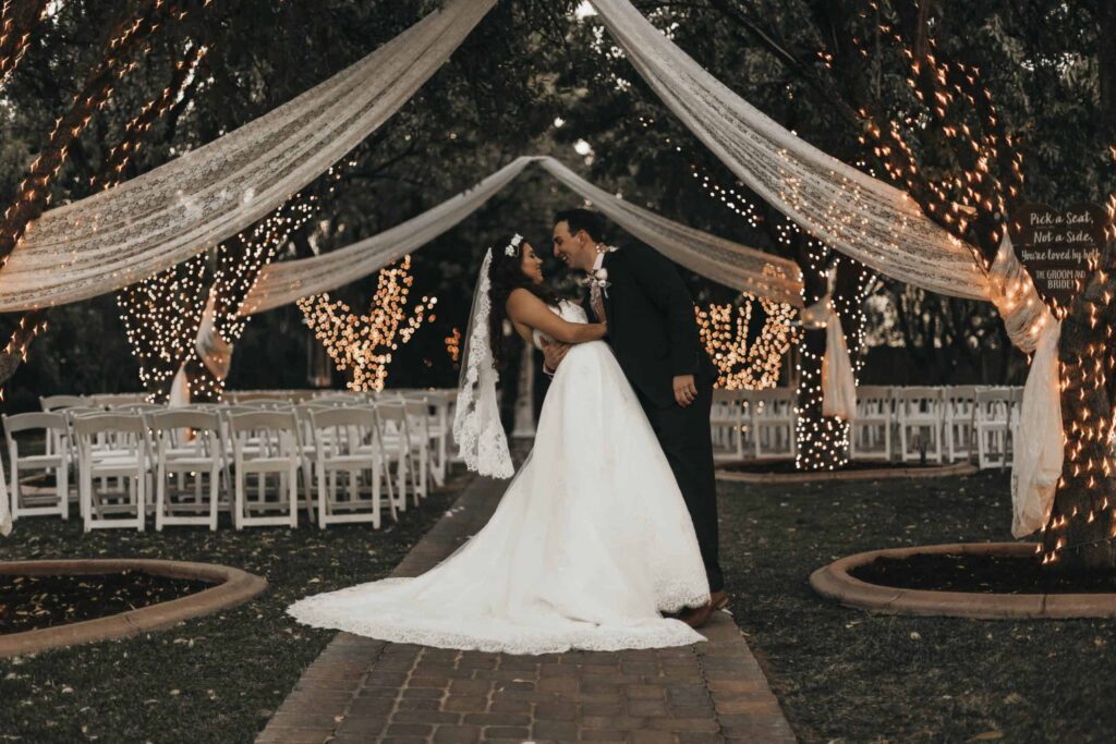 Classic Romance Wedding Party Planner