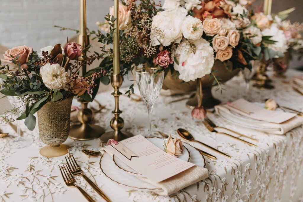 Classic Romance Wedding Party Planner
