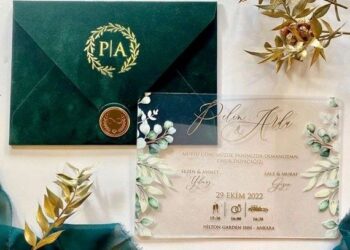 Modern Wedding Invitations (Credit: pinterest)