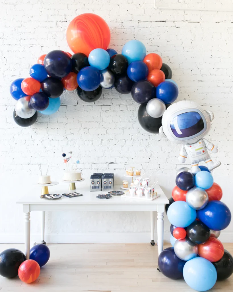 Astronaut Space Party Ideas & Invitations