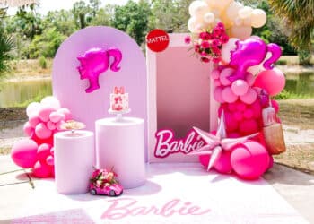 Barbie Birthday Party (Credit: inspiredbythis)