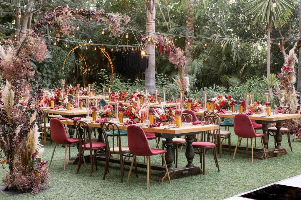 Fall Foliage Wedding Party Planner