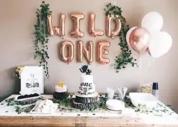 First Birthday Party (Credit: etsy)