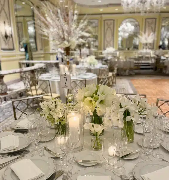 Holiday Cheer Wedding Party Planner 