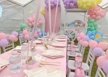 Unicorn Birthday Party (Credit: smartyhadaparty)