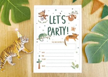 Jungle Party Invitations (Credit: sunnystreetpartyco)