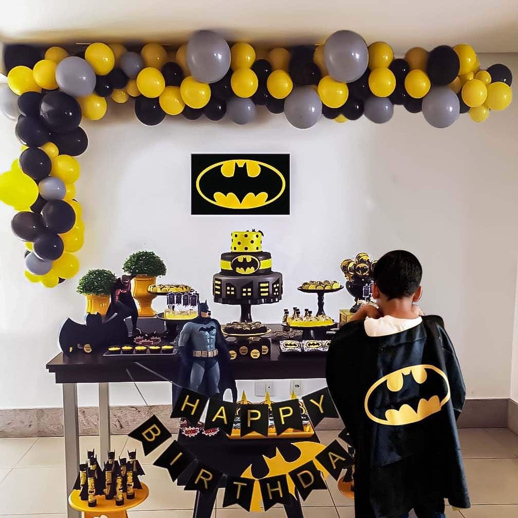 DIY Batman Birthday Party Decorations