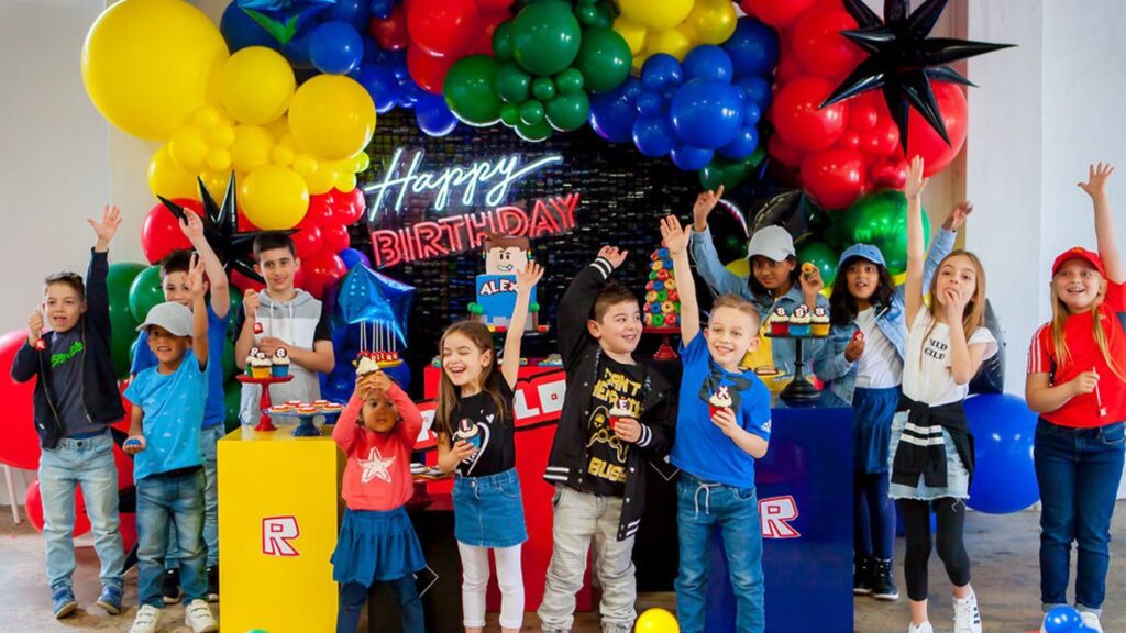 Happy Kids at their friend Roblox theme Birthday Party