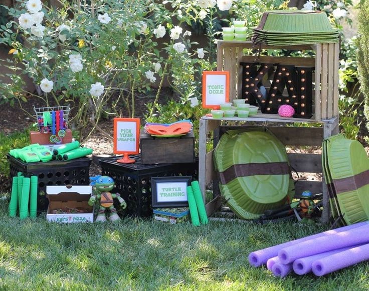 Backyard TMNT Ninja Turtles Party Decor with DIY Turtle Shell made of plastic water bucket