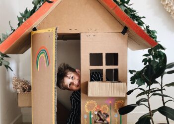 How to Build Your Own Cardboard Playhouse 1
