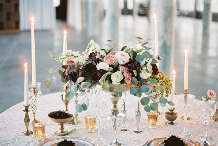 Classic Elegant Wedding Floral Arrangements 1