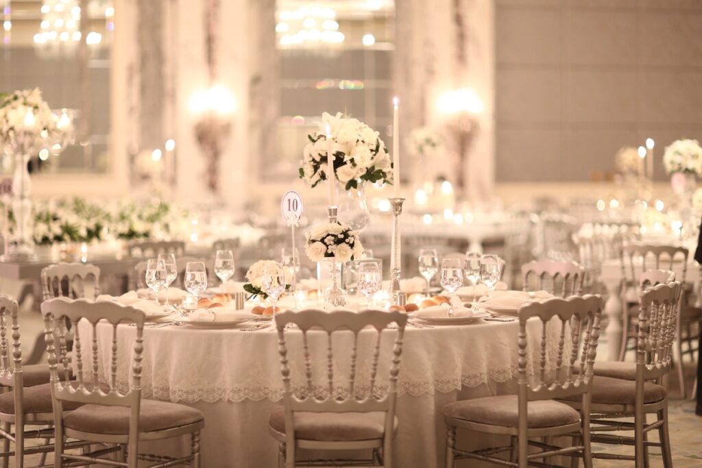 Classic Elegant Wedding Table Setting