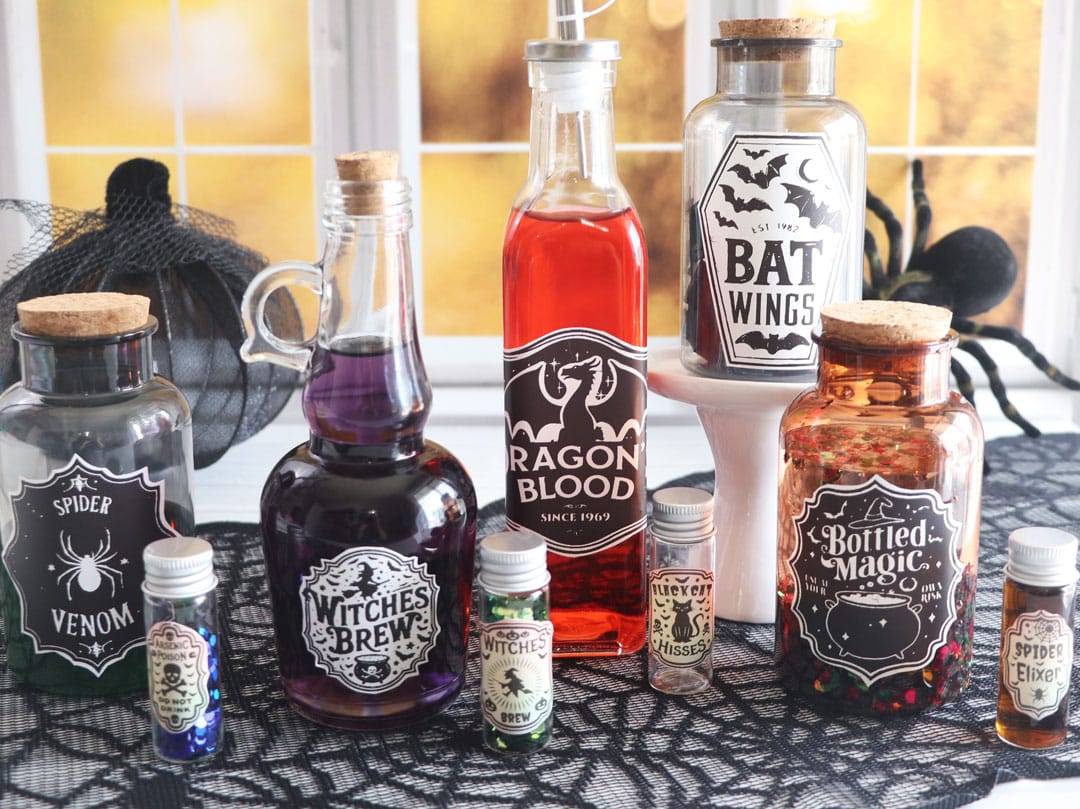 Halloween DIY Potion Bottles 