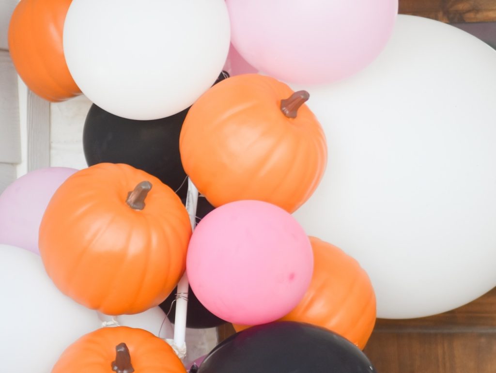 Pumpkin Balloon Arch Tutorial
