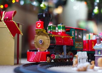 Christmas Train Track Play Party Ideas 1