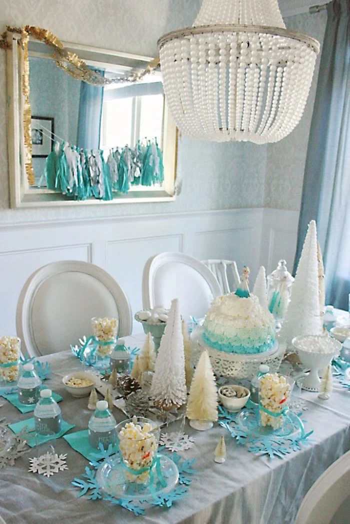 Frozen-Themed Winter Party Ideas 1