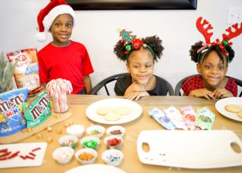 Holiday Cookie Decorating Party Ideas 1