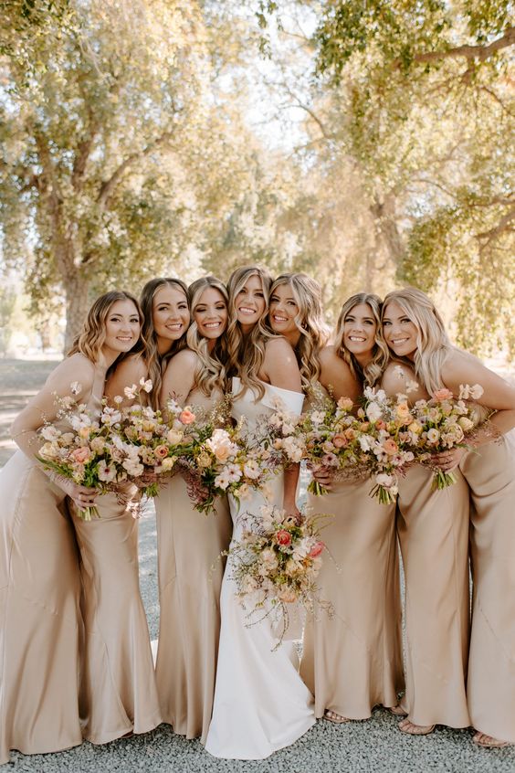 Champagne and Cream Wedding Ideas