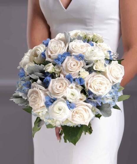 Silvera and Ice Blue Wedding Ideas